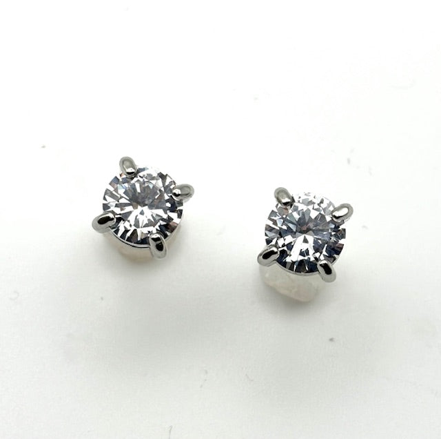 Classic CZ studs